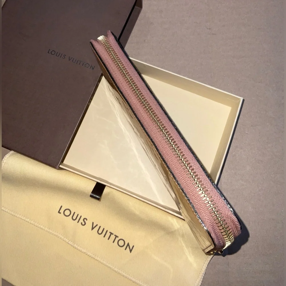 ✅ AUTHENTIC LIKENEW LONG WALLET LOUIS VUITTON VERNIS LEATHER